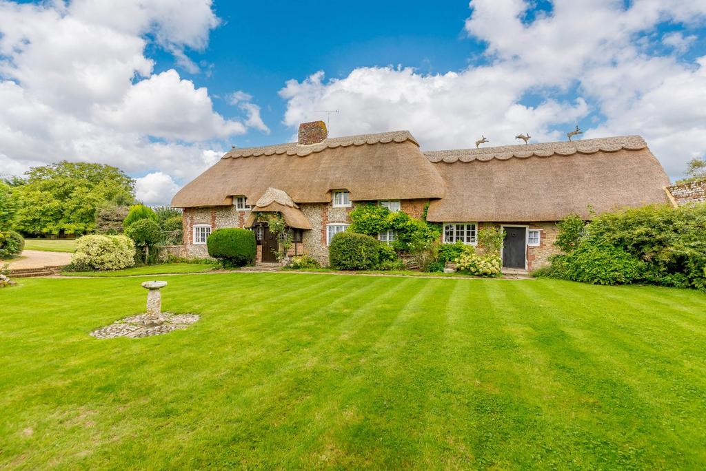 Westergate Nyton Road, Westergate, Chichester, West Sussex 5 bed detached house ...