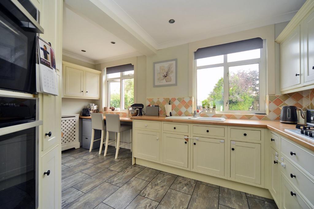 Quarry Rise, Cheam, Sutton, SM1 4 bed semidetached house for sale £