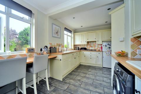 7 Quarry Rise, Cheam, Sutton, SM1 2DW