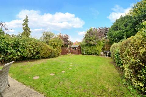 7 Quarry Rise, Cheam, Sutton, SM1 2DW