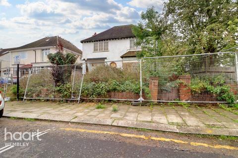 57 Braemar Avenue, Wembley, HA0 4QW
