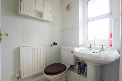 18 Duttonfield Close, Farington Moss, Leyland, PR26 6QR