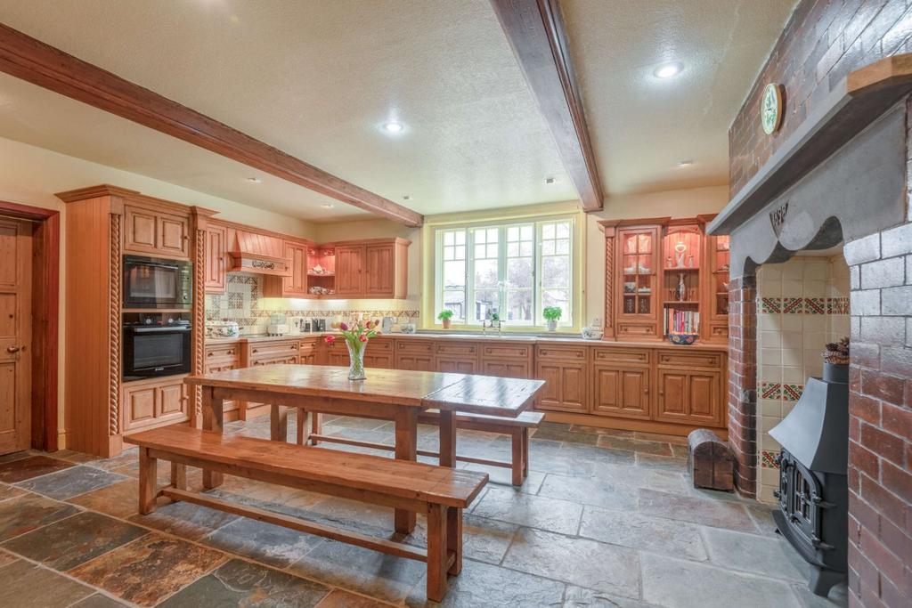 Breakfast Kitchen(2)
