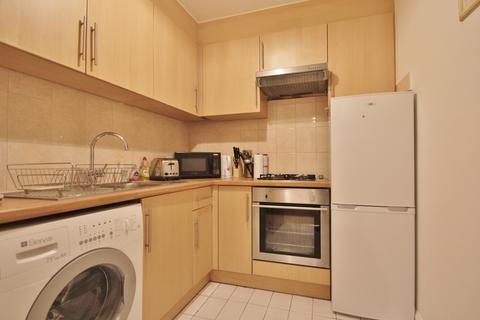 1 bedroom flat to rent, Windsor Way, Hammersmith, W14