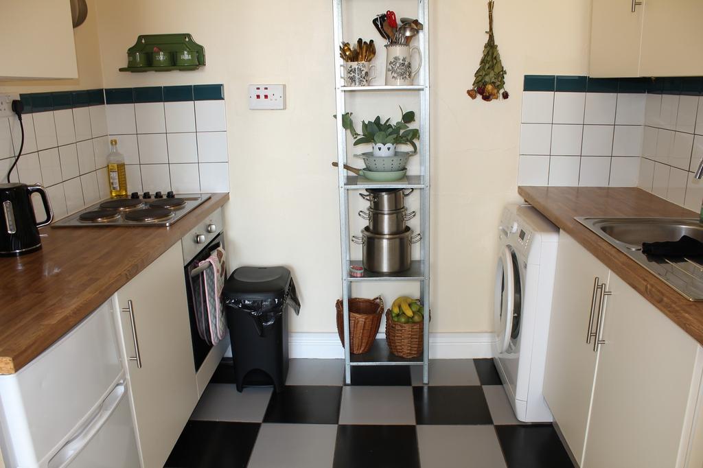Fitted  Kitchen