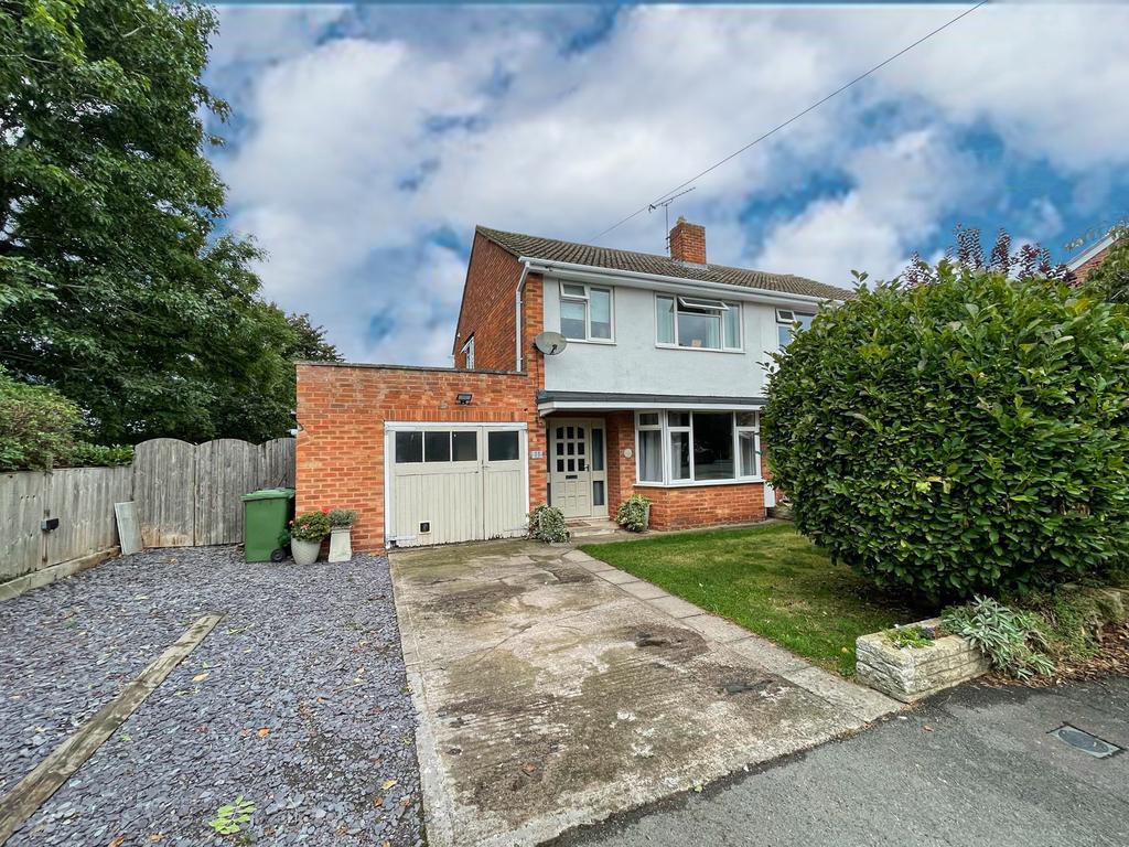Glebe Close, Credenhill, Hereford 3 bed semidetached house for sale