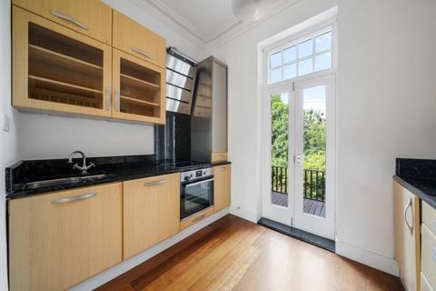 3 bedroom flat for sale - Strathray Gardens, Belsize Park, London, NW3
