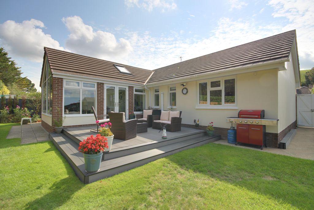 Oakdale Avenue, Swimbridge, Barnstaple EX32 0QW 3 bed detached bungalow for sale £580,000