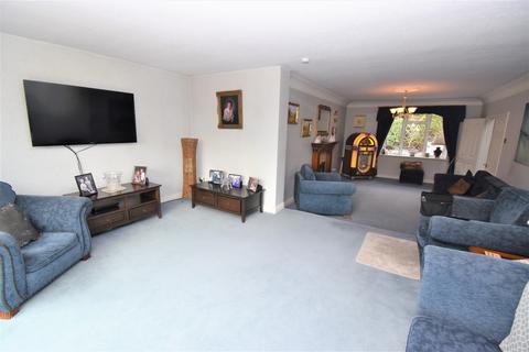 2 Daventry Road, Cheylesmore, Coventry, CV3 5DP