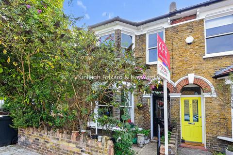 94 Manor Lane, London, SE12 8LR