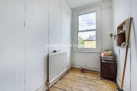 94 Manor Lane, London, SE12 8LR