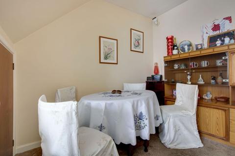 12 Britten Drive, Barnstaple, EX32 8AQ