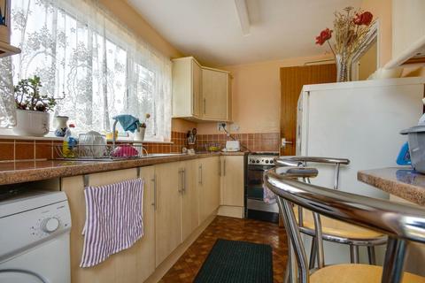 12 Britten Drive, Barnstaple, EX32 8AQ