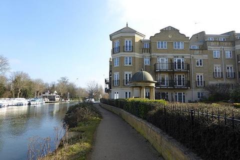 2 bedroom apartment to rent, Regents Riverside, Brigham Road, Reading, RG1