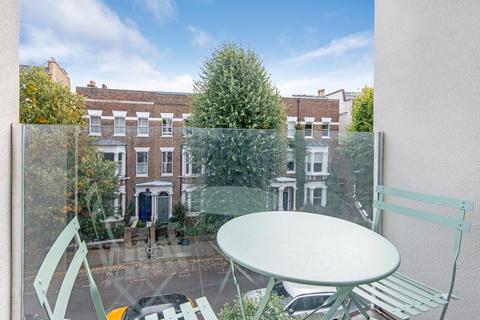 2 bedroom flat for sale - Oliver Court, South Hill Park Gardens, London, NW3