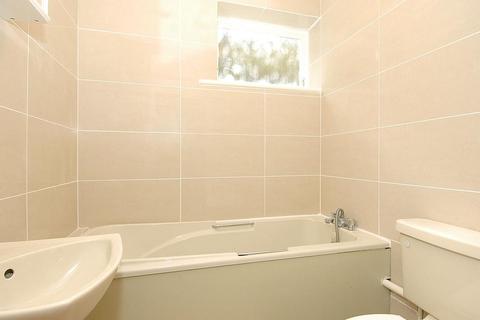 Studio to rent - Cambridge Gardens Muswell Hill N10