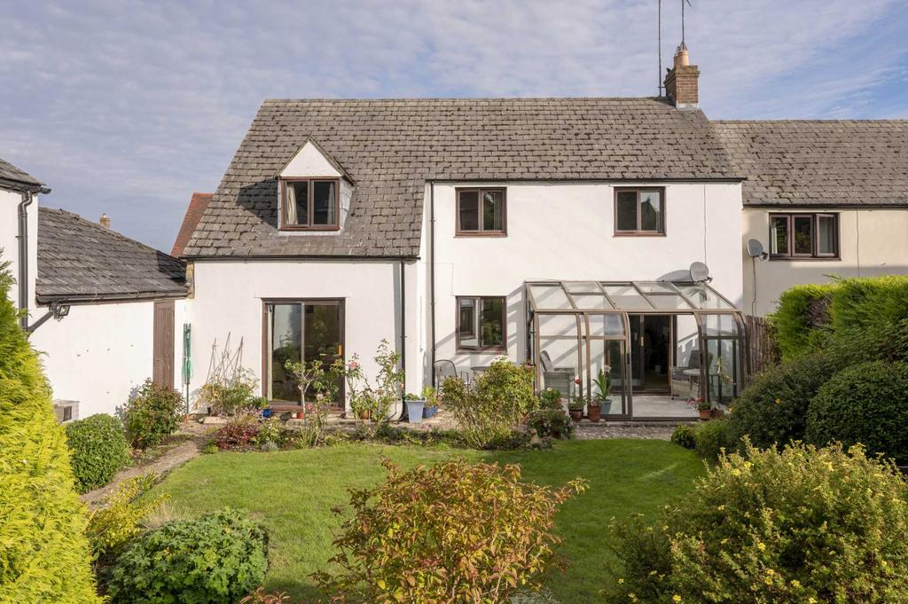 Litchfield Close, Enstone 4 bed semidetached house for sale £550,000