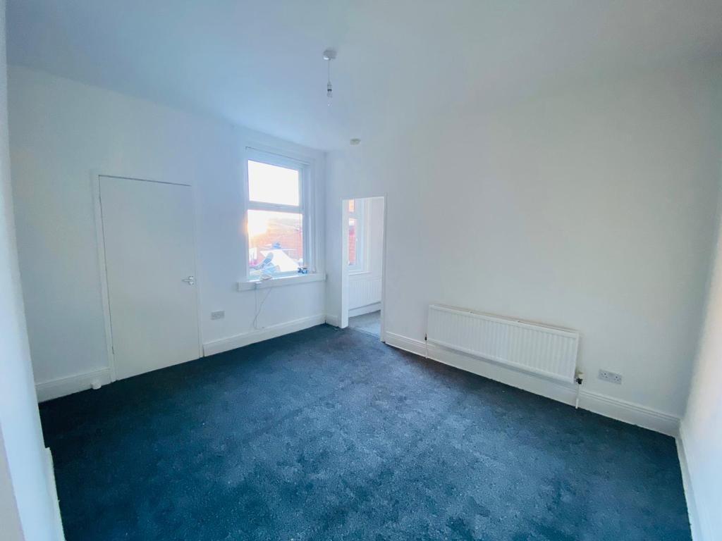Leighton Street, South Shields 2 bed flat £495 pcm (£114 pw)