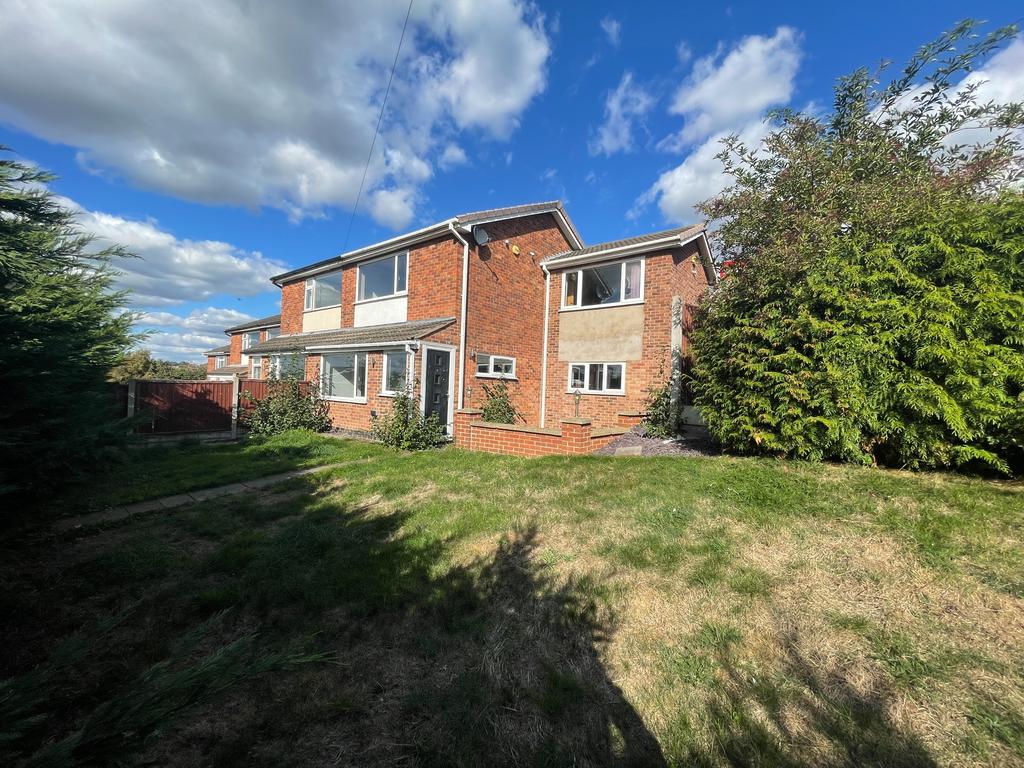 Irwell Close, Melton Mowbray, LE13 3 bed semidetached house for sale
