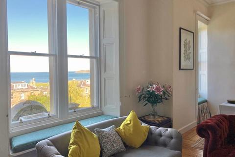 5, Hyndford House, 18 Fidra Road, North Berwick, EH39 4NG