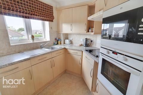 1 bedroom flat for sale - London Road, Hadleigh