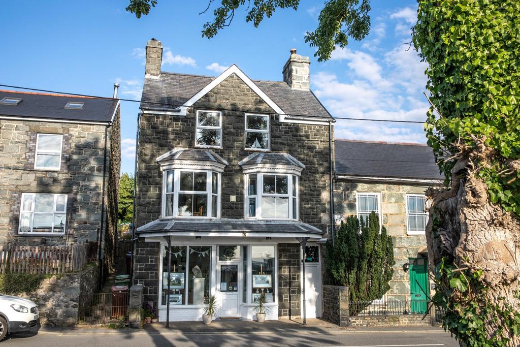 Dyffryn Ardudwy, Gwynedd, LL44 4 bed semidetached house for sale £