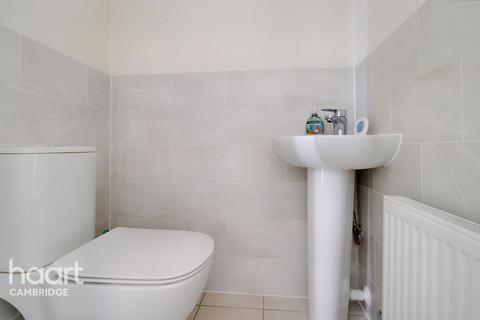 28 Beagle Road, Cambridge, CB3 0UH