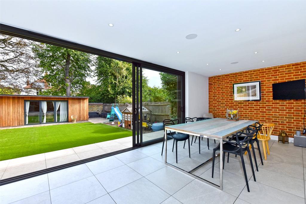 Esher Avenue, WaltononThames... 6 bed detached house £1,495,000