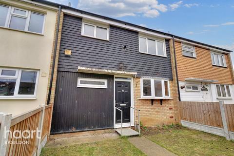 4 Hereford Walk, Basildon, SS14 3RE