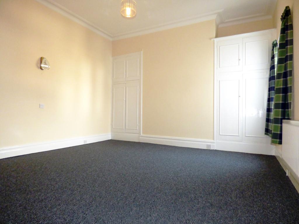 Thorns Avenue, Hest Bank, LA2 1 bed flat £550 pcm (£127 pw)
