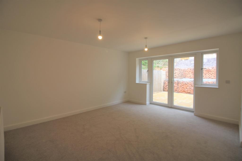 Pitt Street, Kidderminster, DY10 2 bed bungalow for sale £289,950