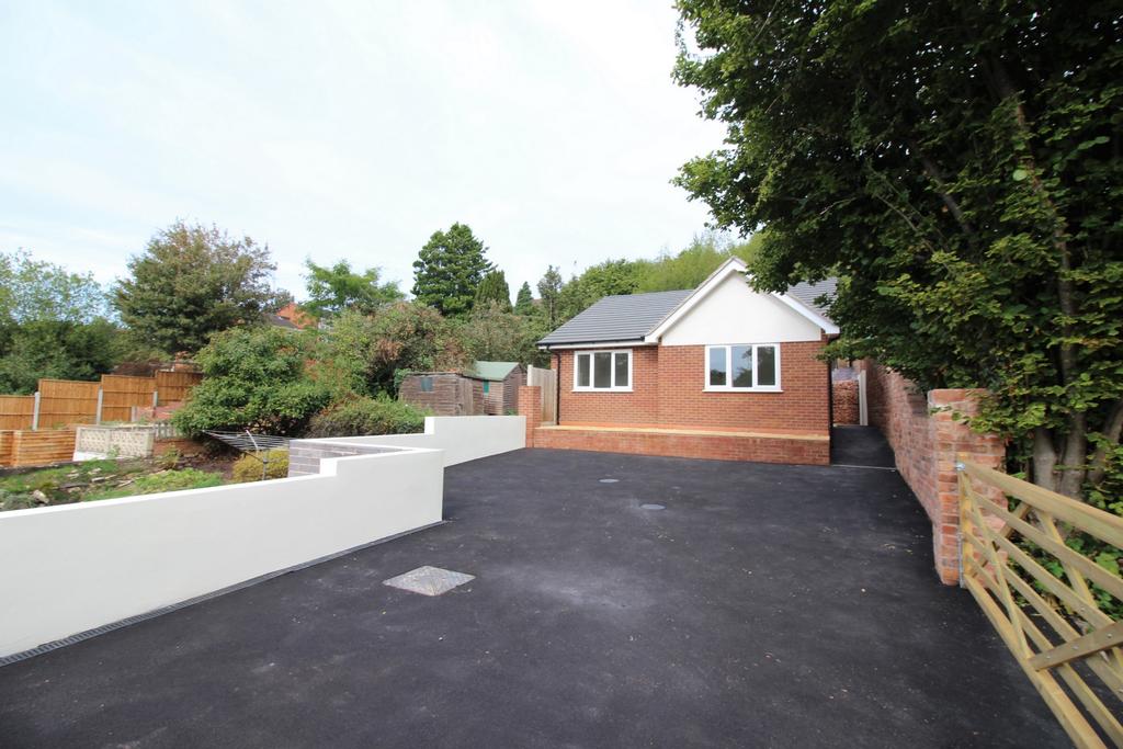 Pitt Street, Kidderminster, DY10 2 bed bungalow for sale £289,950