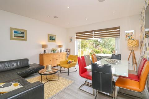 41 Hawkwell Road, Hockley, SS5 4DD
