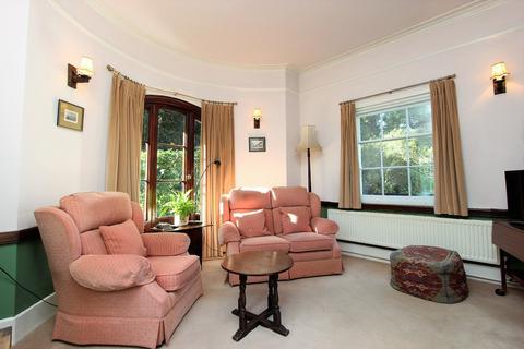 North Lodge, Shabden Park High Road, Chipstead, Coulsdon, CR5 3SF