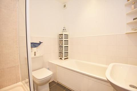 30 Chestnut Grove, Harrogate, HG1 4HS