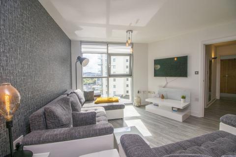 2 bedroom apartment for sale - Altolusso, Bute Terrace