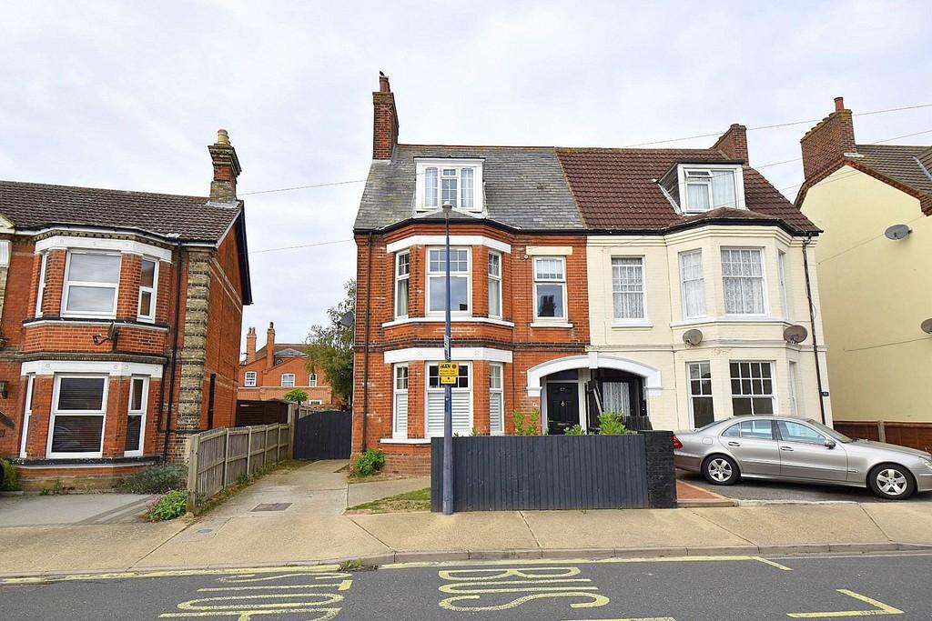 Leopold Road, Felixstowe, IP11 7NP 5 bed semidetached house for sale