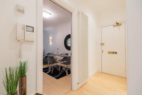 2 bedroom apartment to rent, Beauchamp Place, Knightsbridge, SW3