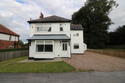 3 bedroom detached house to rent, 6 North Drive