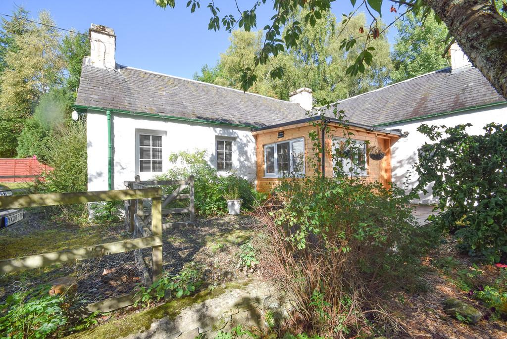 Blair Atholl, Pitlochry 3 bed detached bungalow for sale £320,000