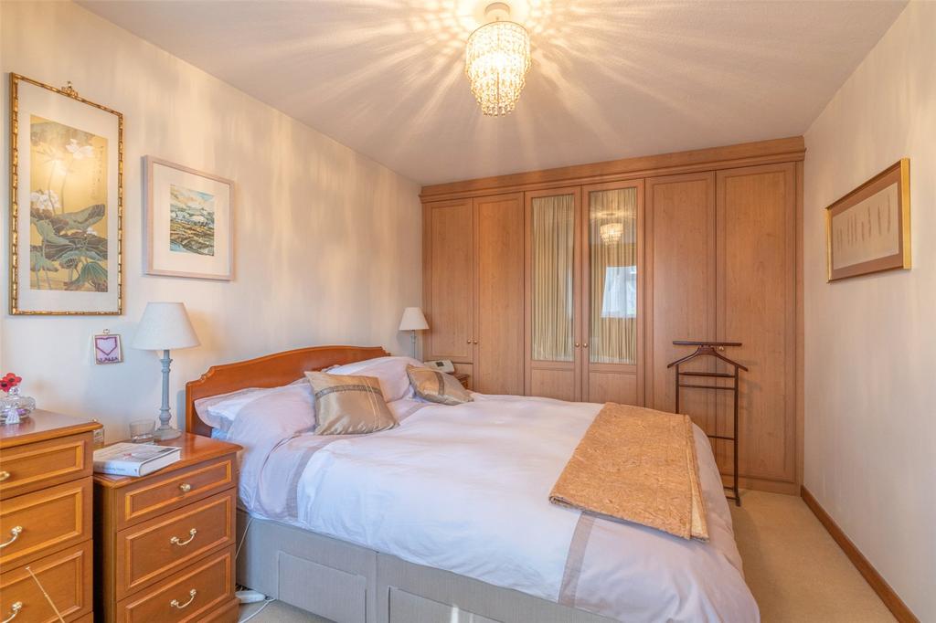 Bedroom 1 Alt