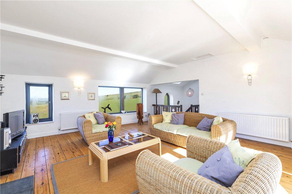 Skipton Old Road, Colne, Lancashire 3 bed semidetached house for sale