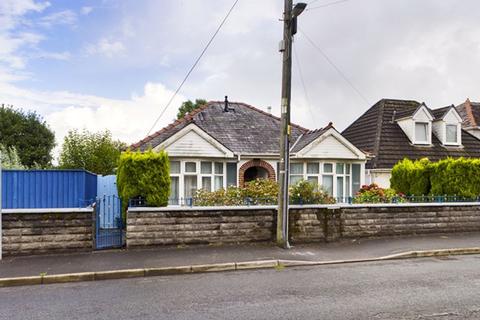 2 bedroom detached bungalow for sale - Alstred Street, Kidwelly
