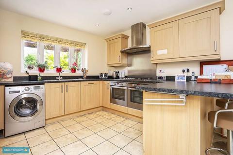 4 bedroom detached house for sale - Pear Tree Way, Wellington