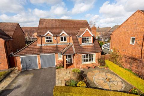 4 bedroom detached house for sale, Dunnillow Field, Stapeley, Nantwich