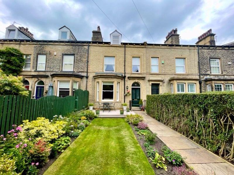 Clifton Road, Manor Heath, Halifax 4 bed character property for sale