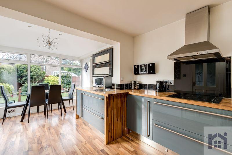 Dining kitchen