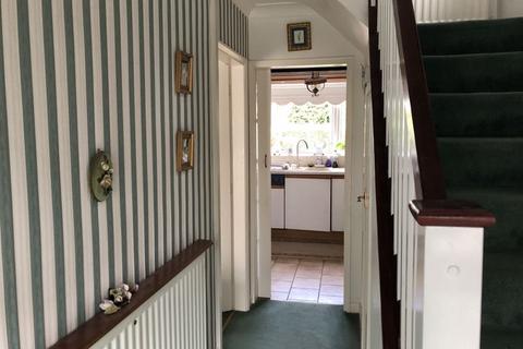 3 bedroom semi-detached house for sale - Malvern Drive, Aldridge, Walsall, WS9 9LL