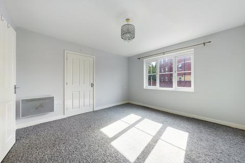 2 bedroom flat to rent - Holbeech Drive , Kingsway , Gloucester