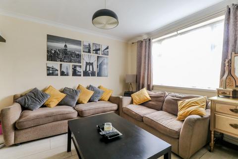 1 Hartforde Road, Borehamwood, WD6 5HU
